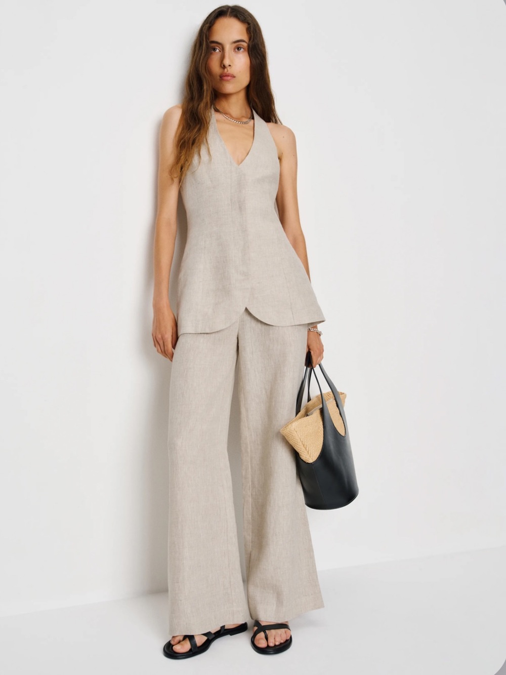 Reformation Clove Linen Two Piece Set in Oatmeal